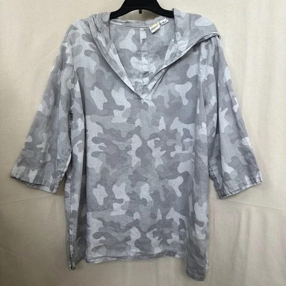 C&C California Beachy Grey Camo 100% Linen Hooded Tunic Plus Sz. 1X Button Back - Picture 2 of 10